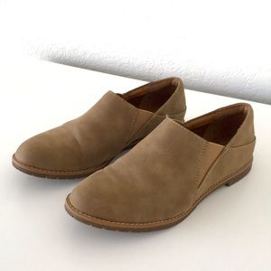 Women’s Low Heeled Point Toe Casual Ankle Boots